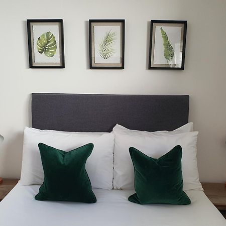 North Cambridge Guesthouse By Payman Club エクステリア 写真